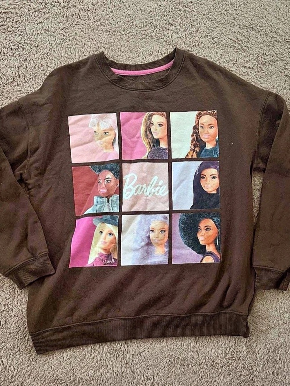 Barbie Hybrid Apparel Graphic Sweatshirt Graphic Sweatshirt Brown & Pink Size